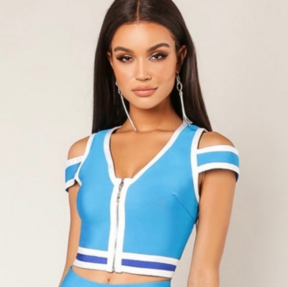 WoW Couture Bodycon Bandage Cold Shoulder Zip Crop Top Festival EDM